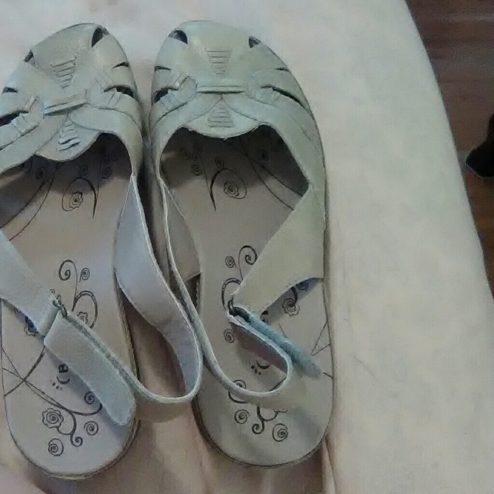 Baretraps leather upper sandals